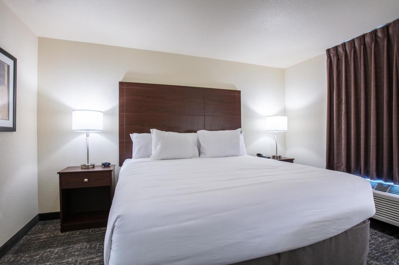 Cobblestone Inn & Suites - Pine Bluffs Buitenkant foto