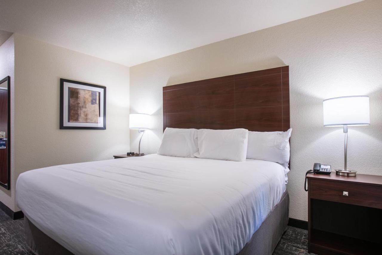 Cobblestone Inn & Suites - Pine Bluffs Buitenkant foto