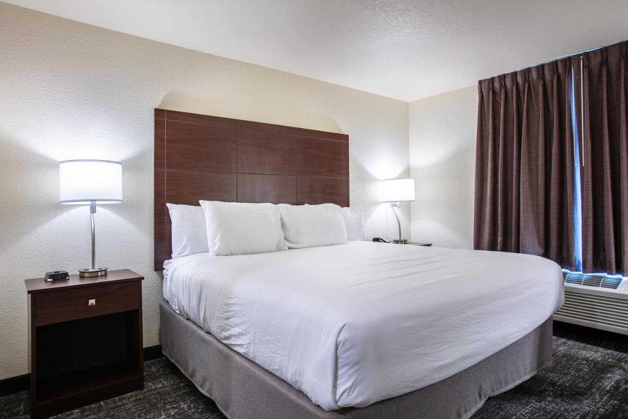 Cobblestone Inn & Suites - Pine Bluffs Buitenkant foto