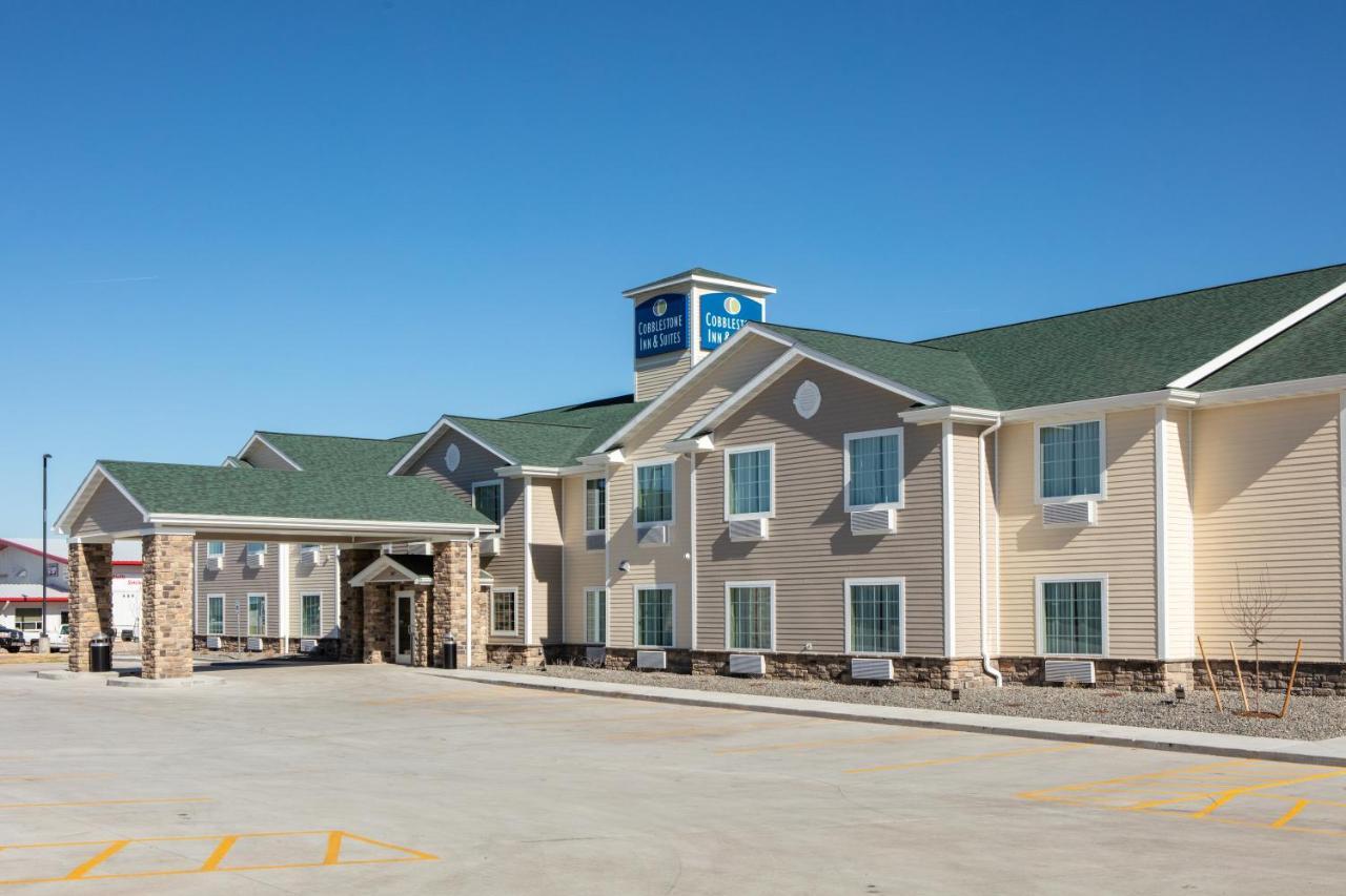 Cobblestone Inn & Suites - Pine Bluffs Buitenkant foto