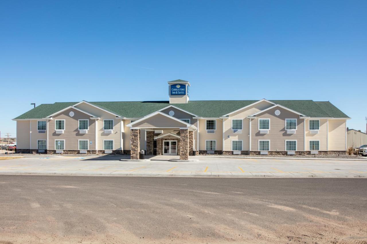 Cobblestone Inn & Suites - Pine Bluffs Buitenkant foto