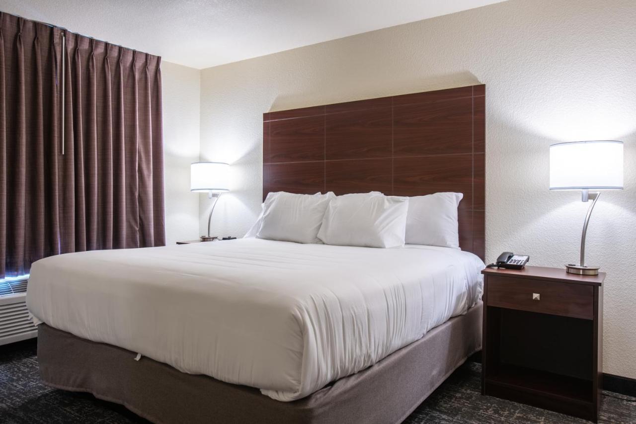 Cobblestone Inn & Suites - Pine Bluffs Buitenkant foto